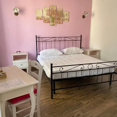 Dani's House - Nel Cuore Di Pensjonat