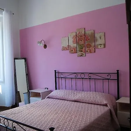 Dani's House - Nel Cuore Di Pensjonat 3*