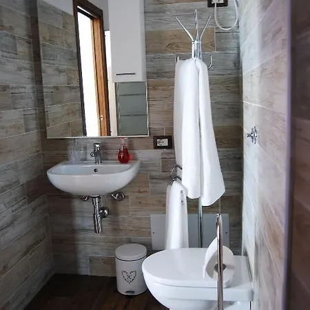 Pensjonat Dani's House - Nel Cuore Di