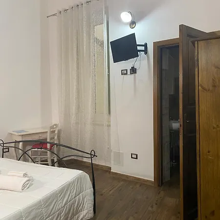 Dani's House - Nel Cuore Di Pensjonat Cagliari