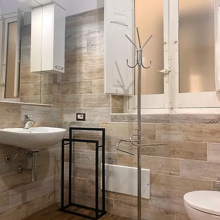 Dani's House - Nel Cuore Di Pensjonat Cagliari