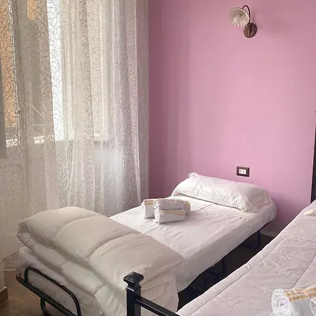 Dani's House - Nel Cuore Di Affittacamere