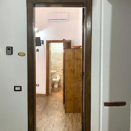 Dani's House - Pensión Cagliari