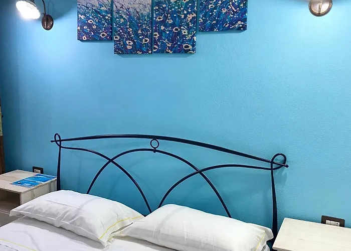 Dani's House - Nel Cuore Di ゲストハウス カリアリ